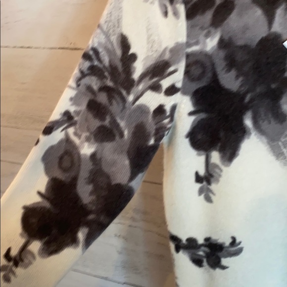 New Talbots cashmere sweater - Picture 6 of 8